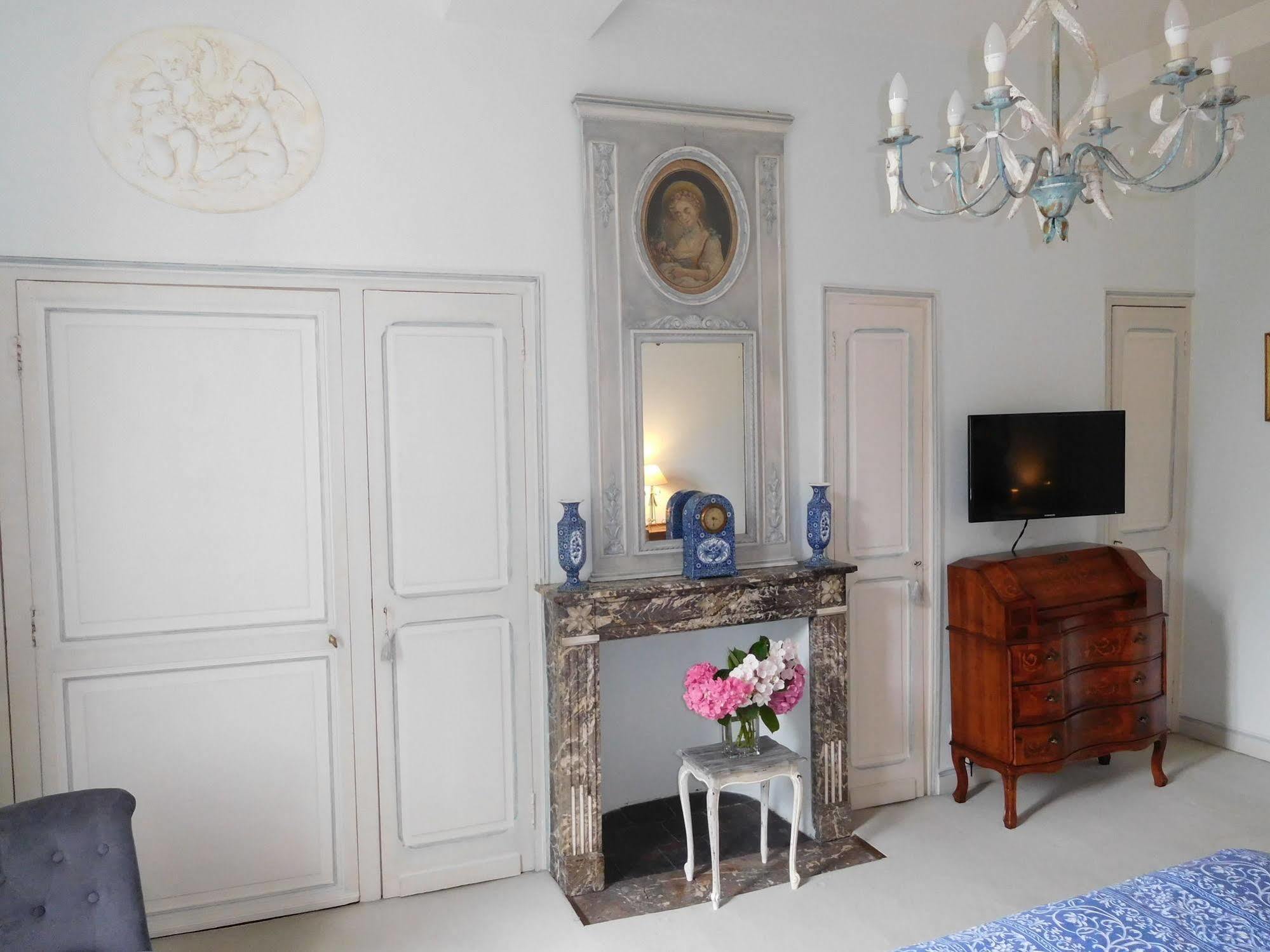 Chambres D'Hotes Chateau De Courcelette Hem Экстерьер фото